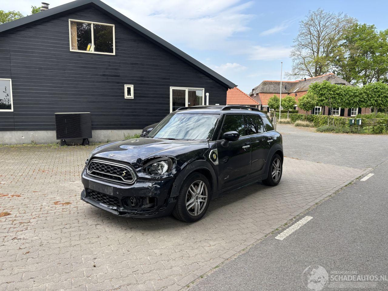 Mini Countryman S E ALL4 Plug in HYBRIDE LEER NAVI SPORT LED B.J 12-2019