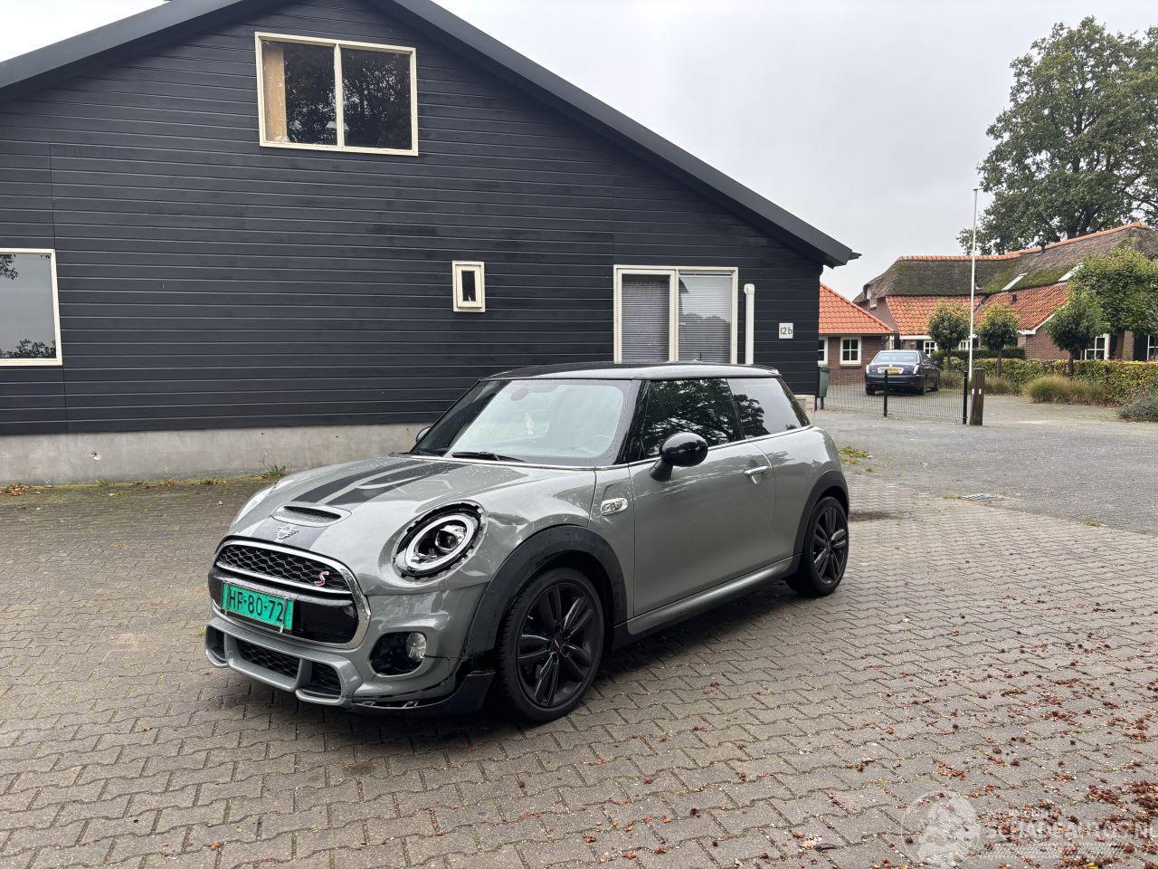 Mini Cooper S 2.0 John Works Automaat Navi Sport Clima B.J 2019