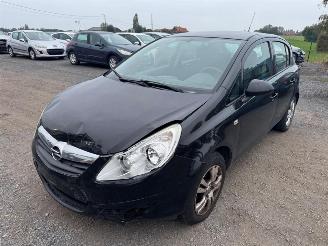 Schadeauto Opel Corsa D  INNOVATION 2010/1