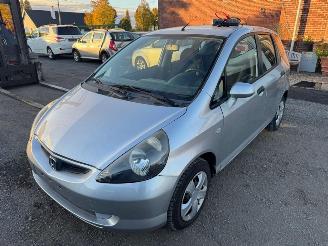 uszkodzony samochody osobowe Honda Jazz  2004/7