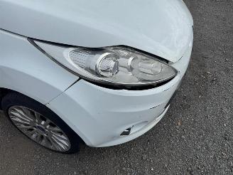 Ford Fiesta TITANIUM picture 14