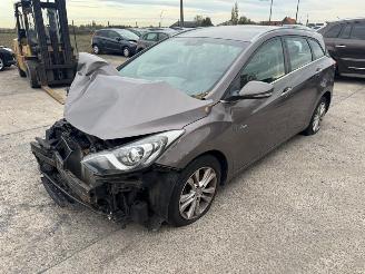  Hyundai I-30  2013/4
