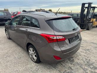 Hyundai I-30  picture 7