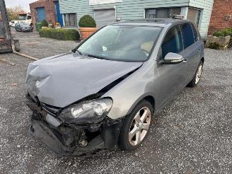 Unfallwagen Volkswagen Golf  2011/9