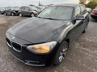 Schadeauto BMW 1-serie  2013/10