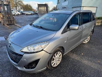 Vaurioauto  passenger cars Mazda 5  2011/2