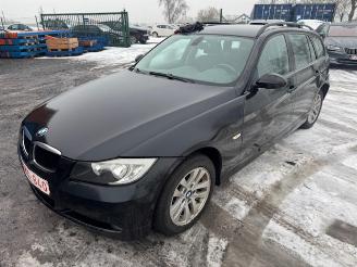 Auto incidentate BMW 3-serie 320D 2006/5