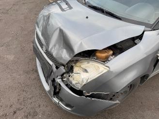 Suzuki Swift  picture 10