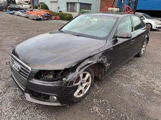 Unfallwagen Audi A4  2010/10