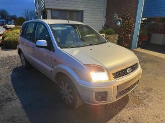 Ford Fusion TREND picture 2