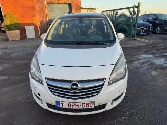 Auto incidentate Opel Meriva B 2014/3