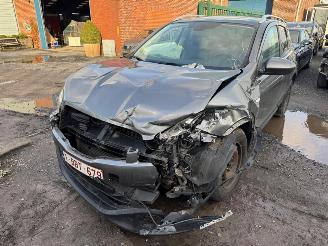 Damaged car Nissan Qashqai  2011/4