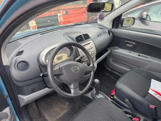 Daihatsu Sirion  picture 12