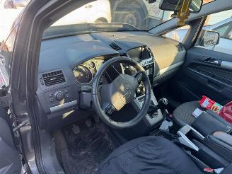 Opel Zafira  picture 13