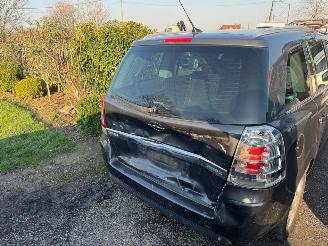 Opel Zafira  picture 7