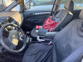 Opel Zafira  picture 14