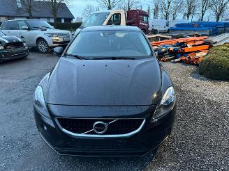 Volvo V-40  picture 8