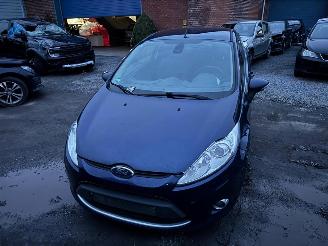 Coche accidentado Ford Fiesta TITANIUM 2011/4