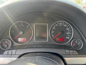 Audi A4  picture 19