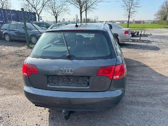 Audi A4  picture 5