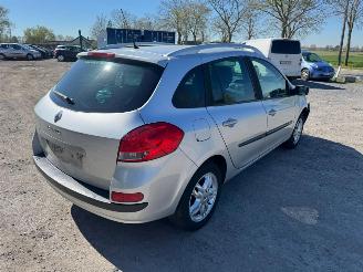 Renault Clio III GRANDTOUR EXCEPTION picture 4