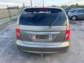 Honda Fr-v  picture 5