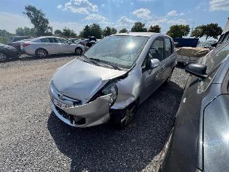 skadebil auto Honda Jazz ES 2008/3