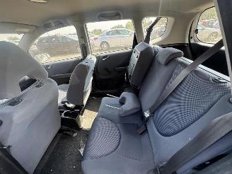 Honda Jazz ES picture 8