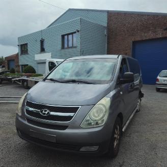 Voiture accidenté Hyundai H-1 / H300  TRAVEL 2011/11