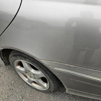 Mercedes C-klasse C 200 CDI BERLINE picture 3