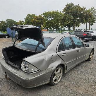 Mercedes C-klasse C 200 CDI BERLINE picture 2