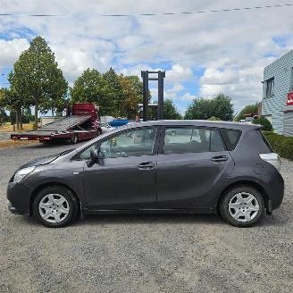 Coche accidentado Toyota Verso ACTIVE 2012/2
