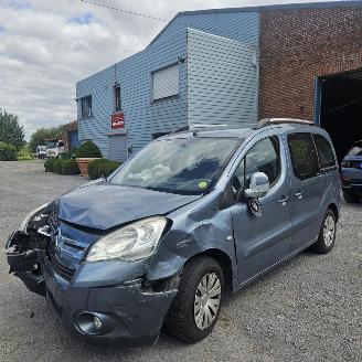 Schadeauto Citroën Berlingo II 2011/9