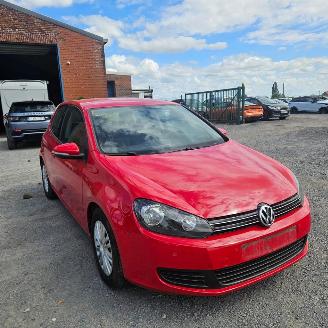 damaged passenger cars Volkswagen Golf VI  BLUE MOTION 2010/5