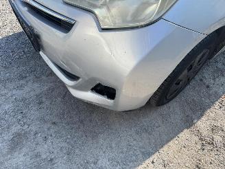 Toyota Verso S  picture 10