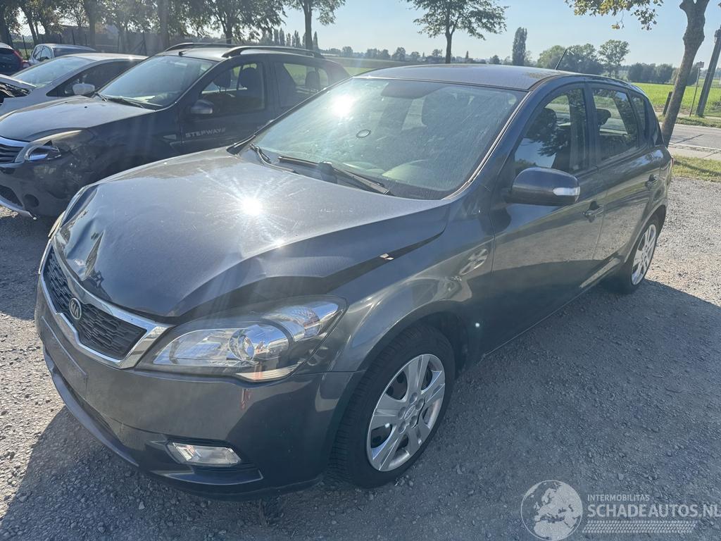 Kia Cee d 