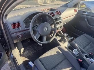 Volkswagen Golf V picture 5
