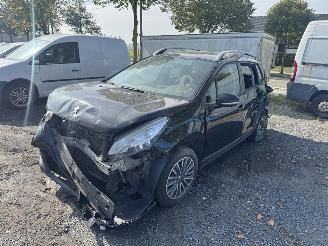 Schadeauto Peugeot 2008 ACTIVE 2016/3