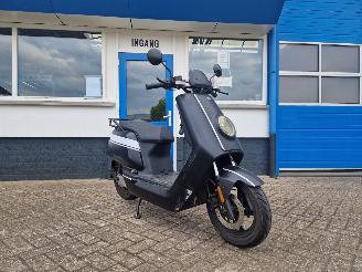 danneggiata scooter NIU  N1S BROMSCOOTER 2018/8