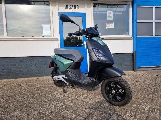 danneggiata scooter Piaggio  ONE + 2023/1