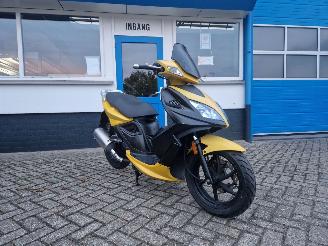 Unfall Kfz Roller Kymco  SUPER 8 45KM 2009/8