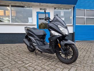 damaged scooters Sym  JET 14 BROM 45KM 2021/9