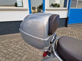 Vespa  LX 4T 4V TOURING picture 6