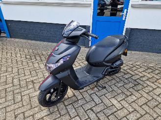 Peugeot  KISBEE picture 15