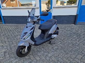Piaggio  ZIP 45KM BROM E5 picture 13