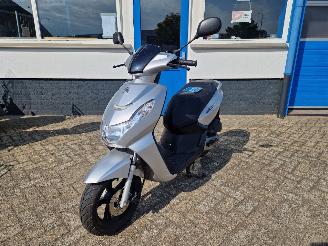 Peugeot  KISBEE picture 16