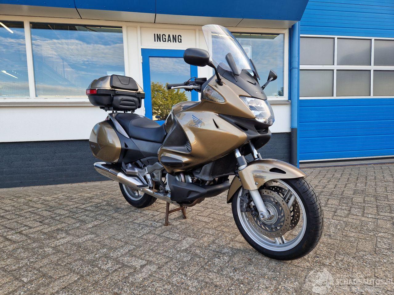 Honda  NT 700 DEAUVILLE