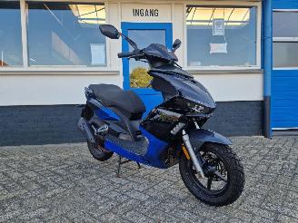 Vaurioauto  scooters Turbho  SW50 2018/5