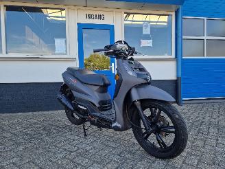  Peugeot  TWEET RS , DOUBLE DISC BRAKE 2013/9