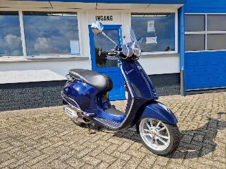  Vespa  PRIMAVERA 2019/4